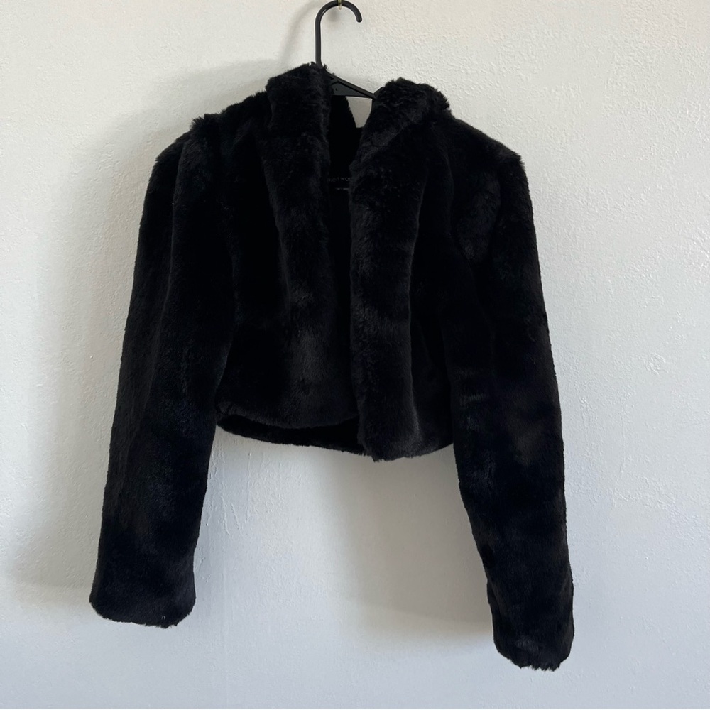 naked wardrobe Black Faux Fur Cropped Jacket Size Small